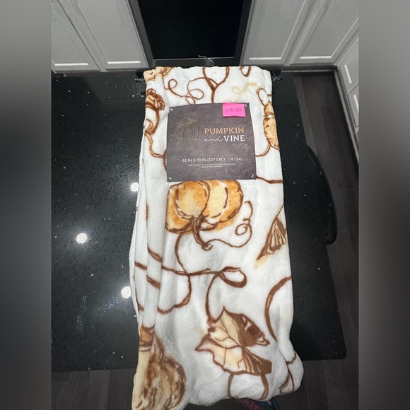 Fall blanket-throw - Picture 2 of 3